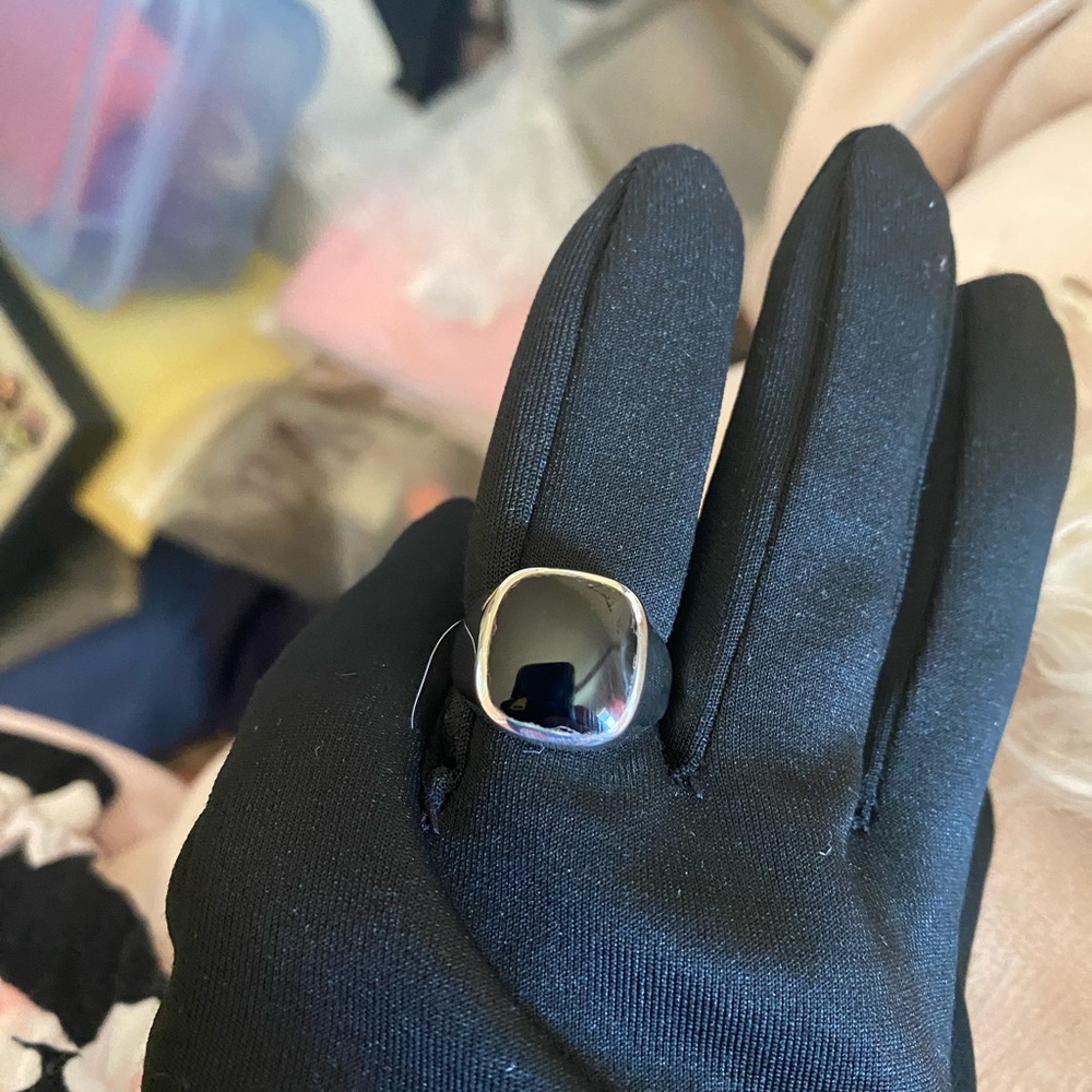 Ring - Picture 4 of 5